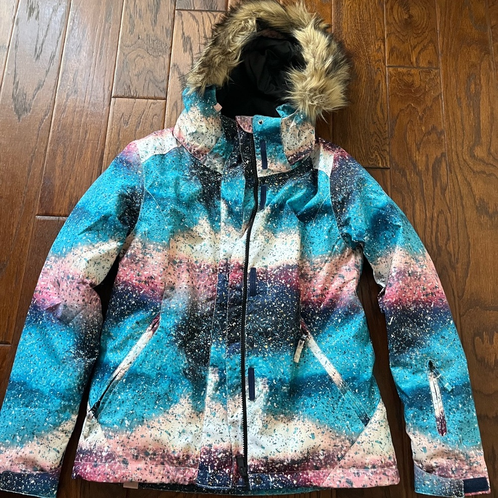 Roxy Ski/Snowboard jacket, Size Small, Blue,Pink, White, Black never been worn